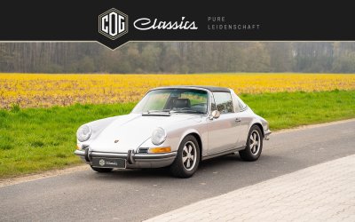 Porsche 911 S 2.2 Targa  2