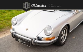 Porsche 911 S 2.2 Targa  11