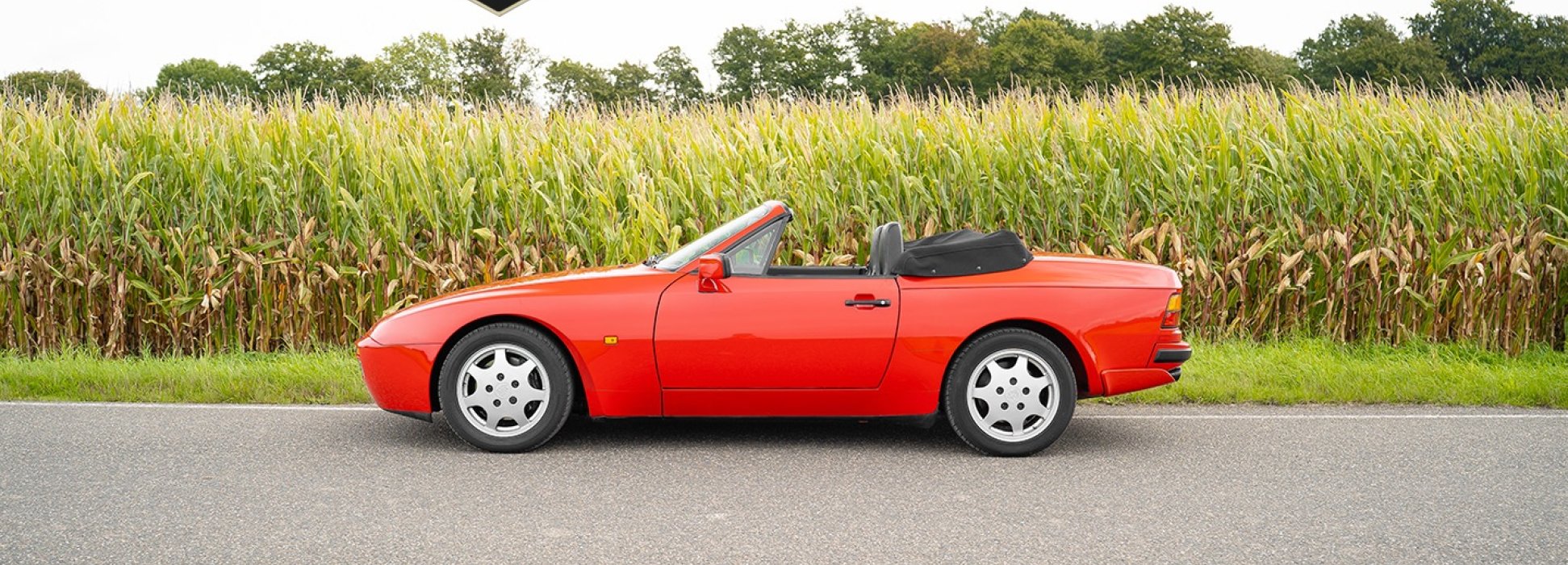 Porsche 944 Turbo Cabriolet 5