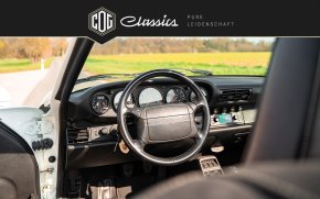 Porsche 964 Carrera 4 23