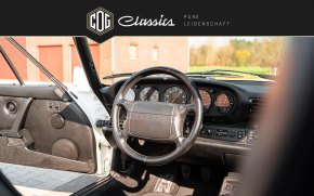 Porsche 964 Carrera 4 35