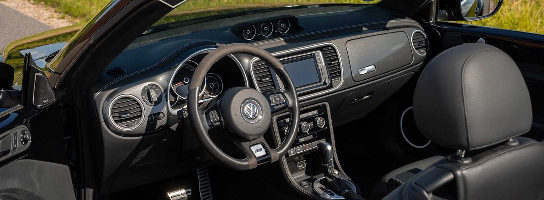Volkswagen Beetle Cabrio R-Line 18